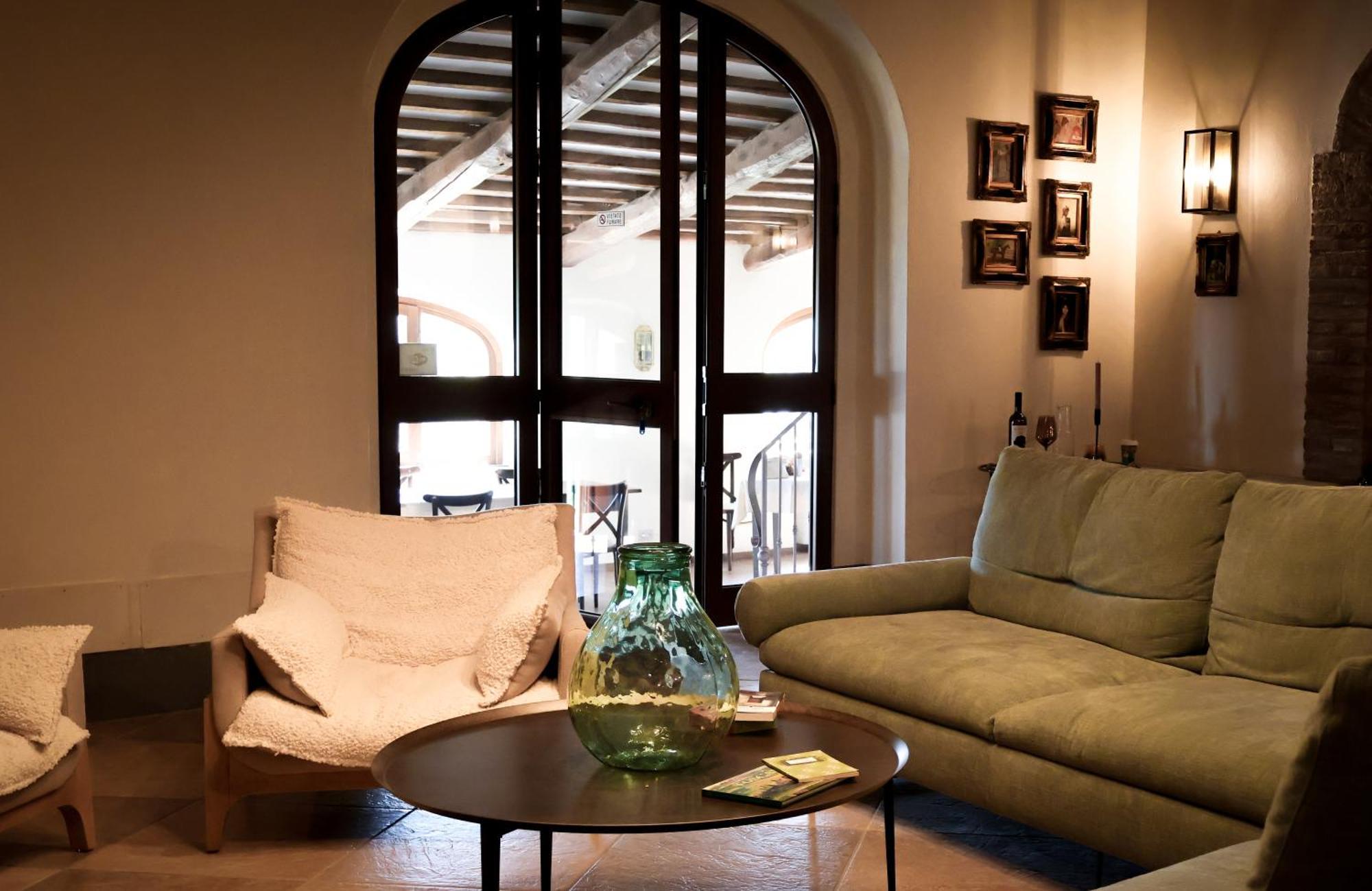 Poggio Paradiso Resort & Spa Montefollonico ภายนอก รูปภาพ
