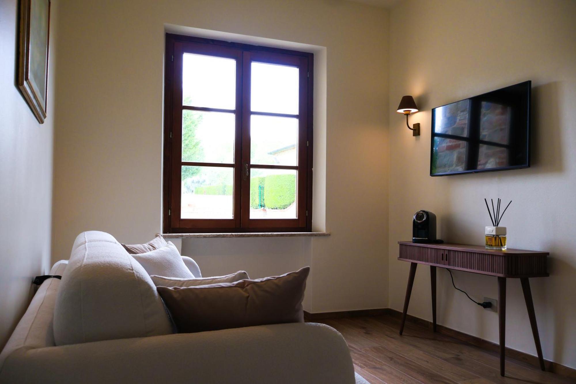 Poggio Paradiso Resort & Spa Montefollonico ภายนอก รูปภาพ