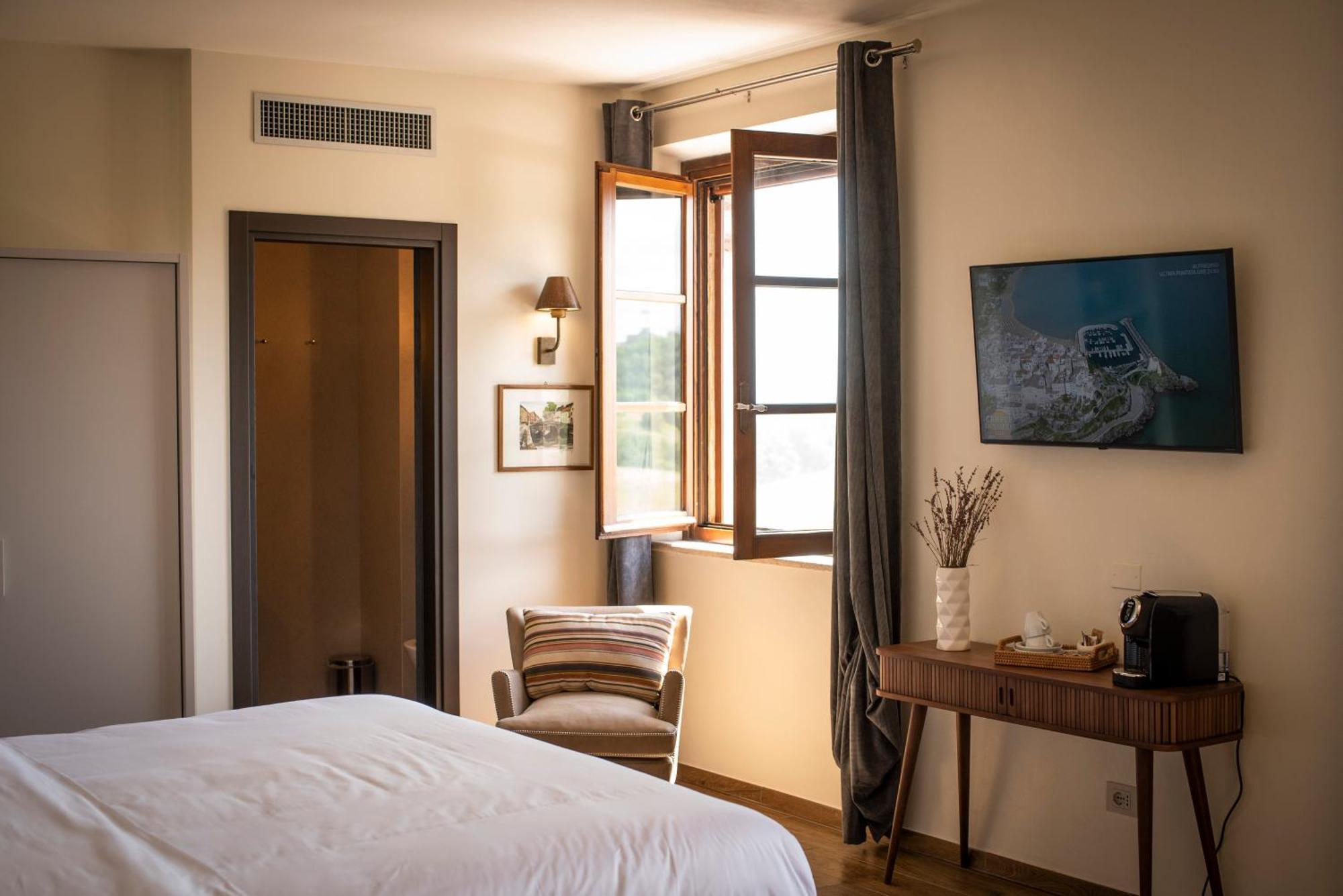 Poggio Paradiso Resort & Spa Montefollonico ภายนอก รูปภาพ