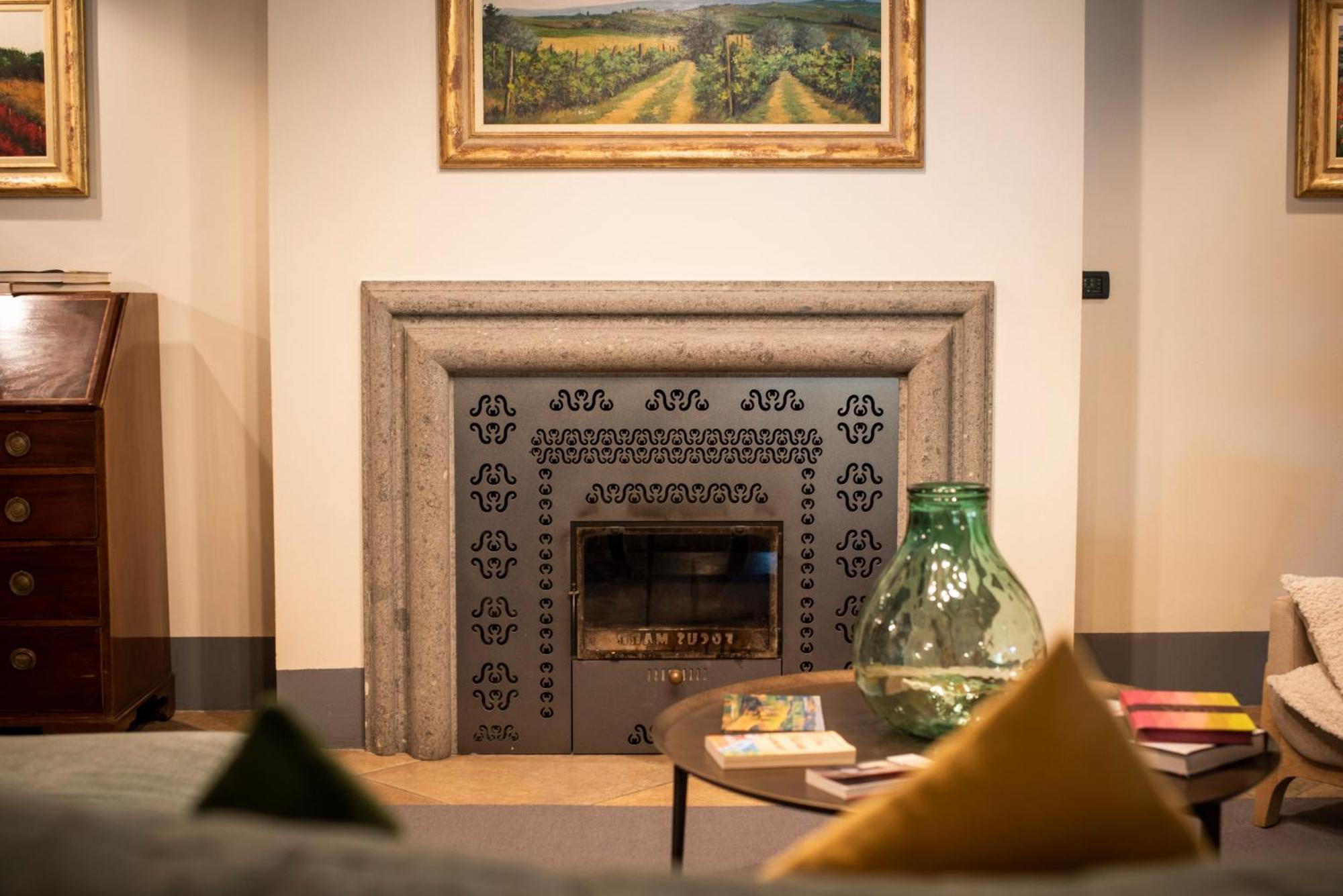Poggio Paradiso Resort & Spa Montefollonico ภายนอก รูปภาพ