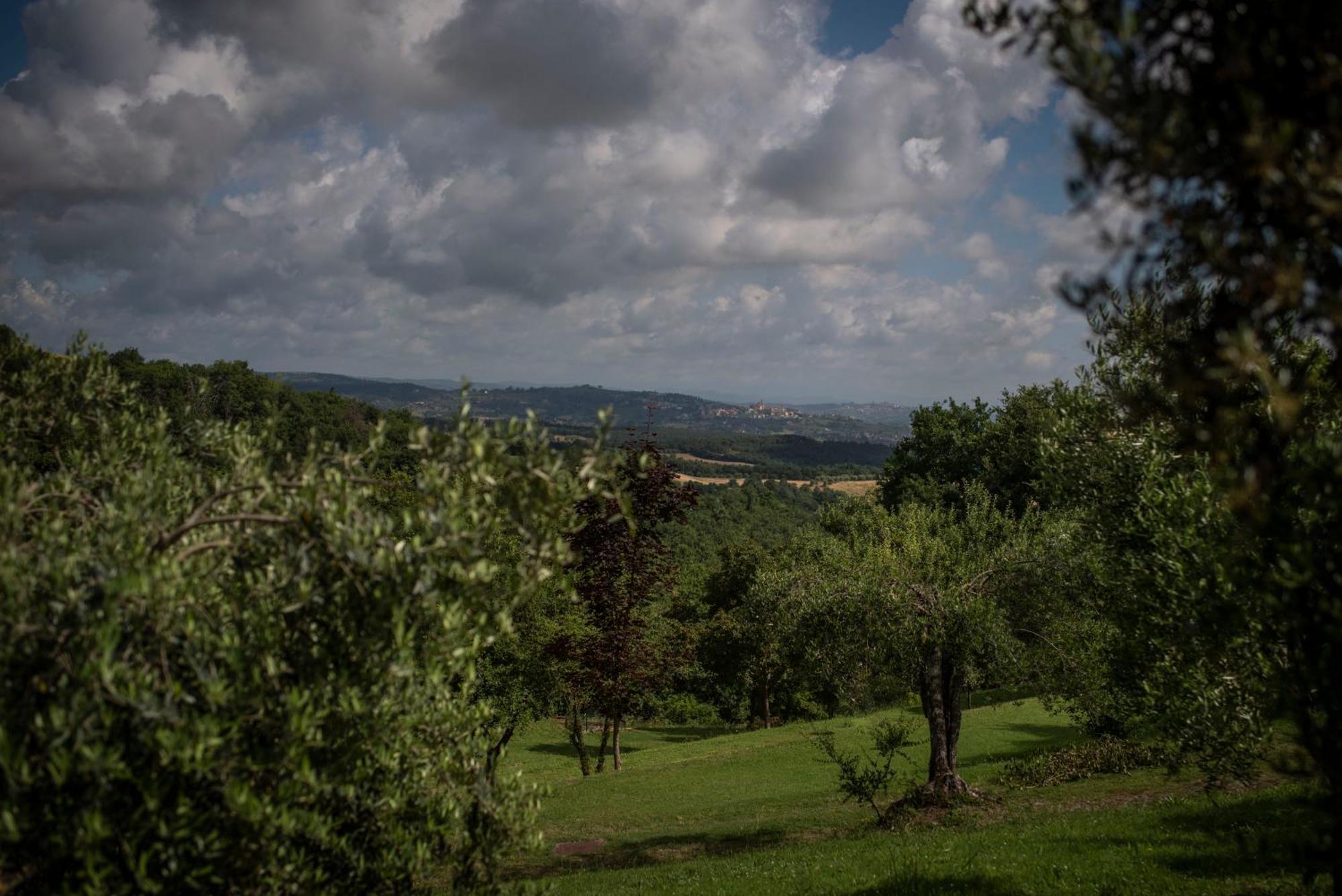 Poggio Paradiso Resort & Spa Montefollonico ภายนอก รูปภาพ